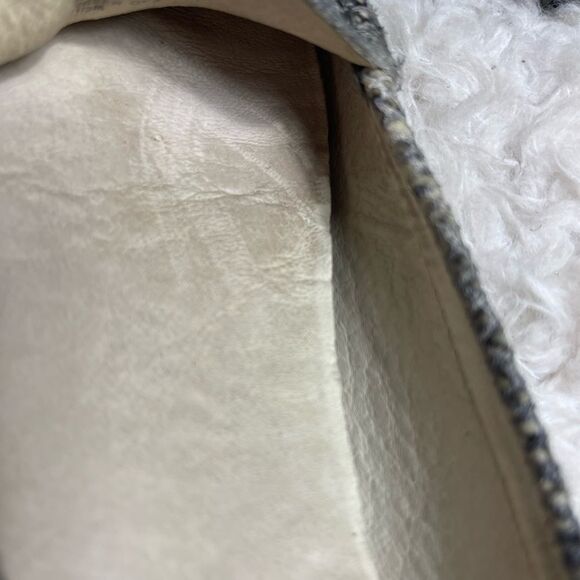 Michael Kors leather snake skin print shades of gray slip on flats Size 7.5M - Picture 9 of 9